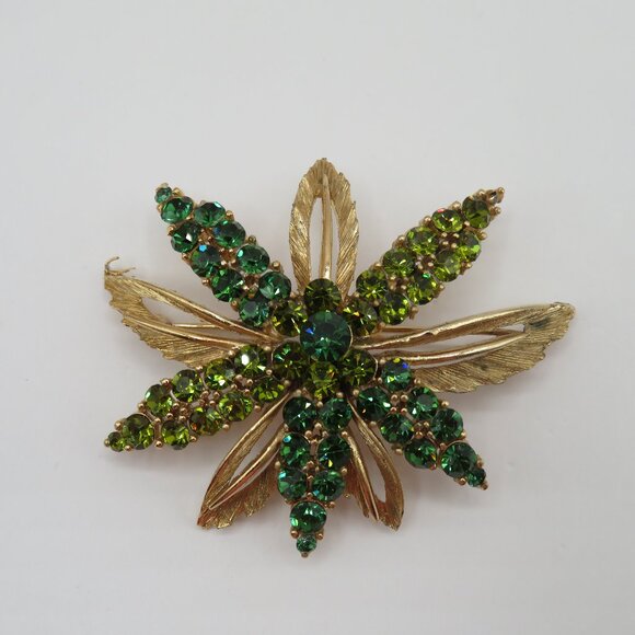 Vintage Green Rhinestone Floral Leaf Gold Tone Brooch - Picture 4 of 8